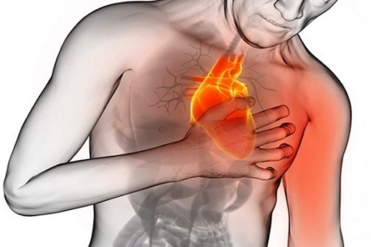 A Month Before a Heart Attack, Your Body Is Already Starting to Warn You