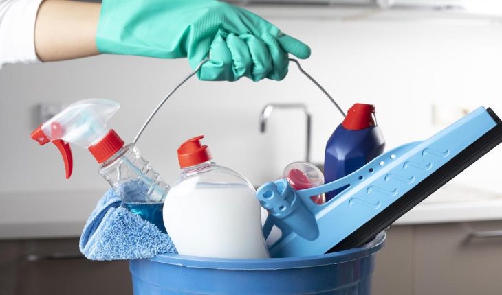 Mixing and Repurposing Cleaning Supplies: What’s Safe?